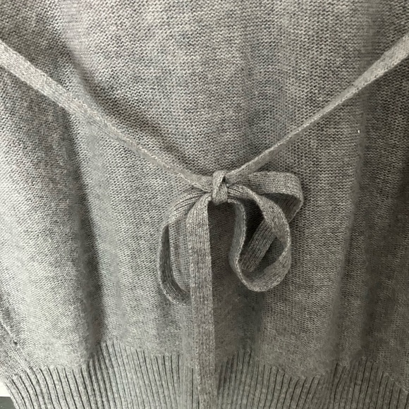 Thyme Maternity tunic style sweater with empire belt feature - Picture 2 of 7